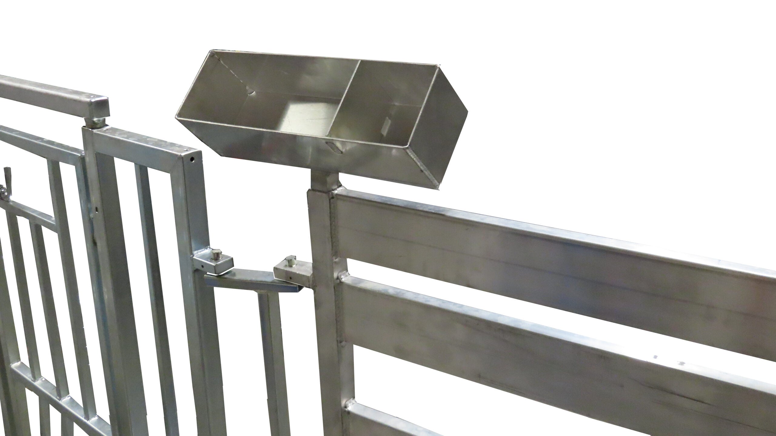 Gate mounted bandage storage box LxWxH 29x12x11 cm