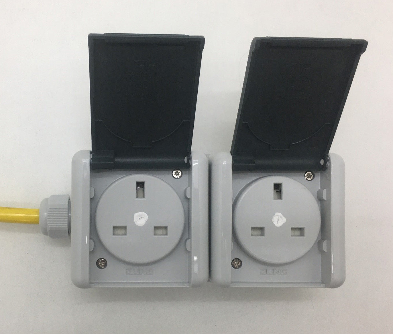Power outlet English double
