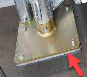 Rubber plate under the stamp feet