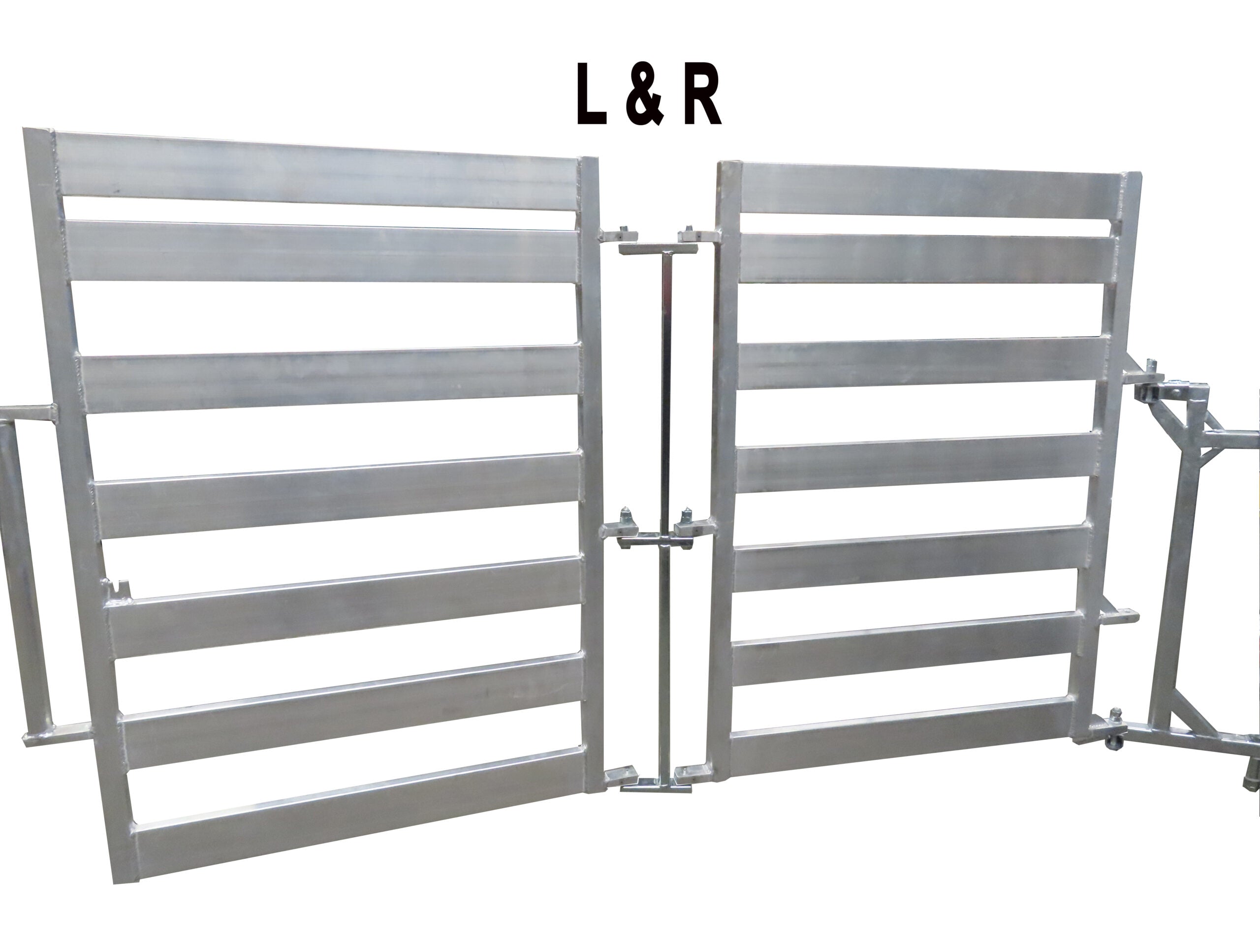 L+R set fold gate aluminium 1340mm high